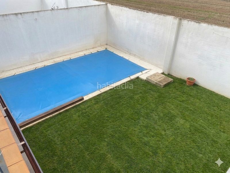 Foto 13a8dda0-9a6d-4c5d-a48d-19961cb89701. Reihenhaus mit heizung parking pool in Poblete