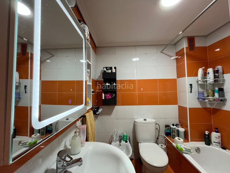 Foto 2cf28415-b631-401a-8f9c-a09447f34b20. Piso en paseo ramón ugena 50 luminoso piso listo para entrar a vivir en urbanización privada con piscina en Tomelloso