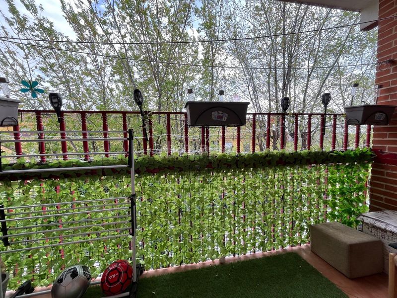 Foto e206eca1-2685-48f9-b16c-4c7bf16860a6. Piso en paseo ramón ugena 50 luminoso piso listo para entrar a vivir en urbanización privada con piscina en Tomelloso