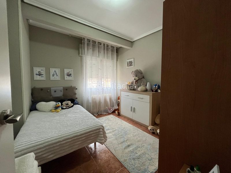 Foto e62f238d-b02e-4bc0-a4a0-c46cb54fc4e1. Piso en paseo ramón ugena 50 luminoso piso listo para entrar a vivir en urbanización privada con piscina en Tomelloso