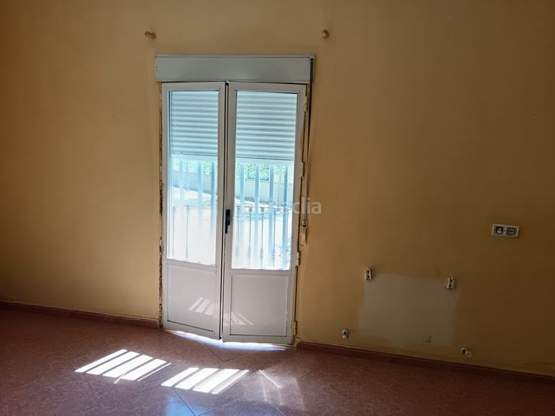 Foto 583c35bb-6326-4bfc-ab23-993b5295e14e. Casa amb xemeneia aparcament piscina a Daimiel