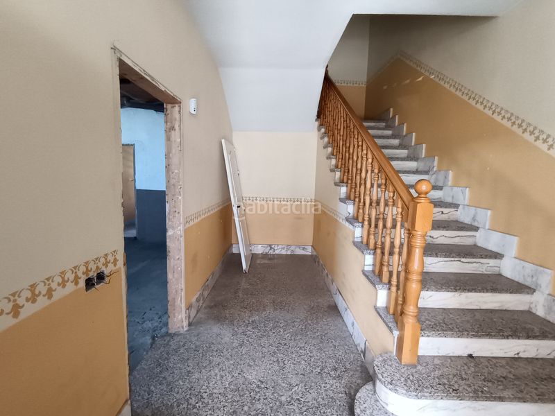 Foto 71b2f9ff-93dd-4ec6-9024-c4cc4e5b22db. Casa amb xemeneia aparcament piscina a Daimiel