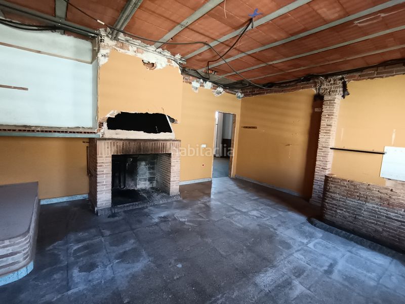 Foto 82cda5c0-503e-43c0-9b22-83ba7011cf5f. Casa amb xemeneia aparcament piscina a Daimiel