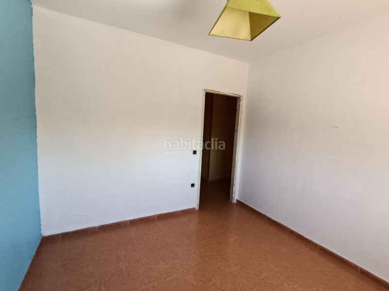 Foto d71ff213-aeca-44cc-b8c6-e3c566a89b13. Casa amb xemeneia aparcament piscina a Daimiel