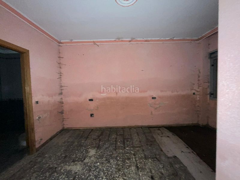 Foto ef4e32e8-f509-4041-8ff8-a9442c7653ff. Edifici a calle duque de alba 57 a Argamasilla de Alba