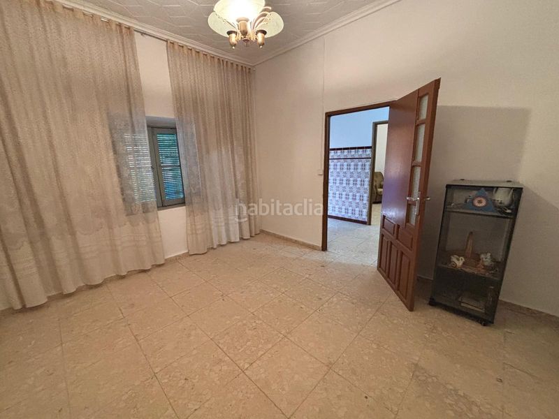 Foto ec463761-59bb-42b9-bfc2-560bf1cc36e1. Casa a Argamasilla de Calatrava