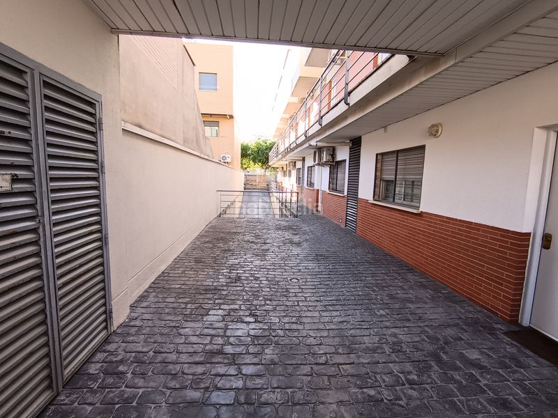 Foto 2a547f67-1bb9-4d7c-91fe-43cca9da945d. Dúplex amb calefacció aparcament a Miguelturra