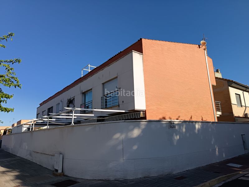 Foto 5cfac102-3479-4c64-be23-cb5fc1f10e00. Dúplex amb calefacció aparcament a Miguelturra