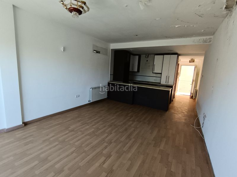 Foto cc6246a8-0c27-4e74-a038-355268f1c123. Dúplex amb calefacció aparcament a Miguelturra