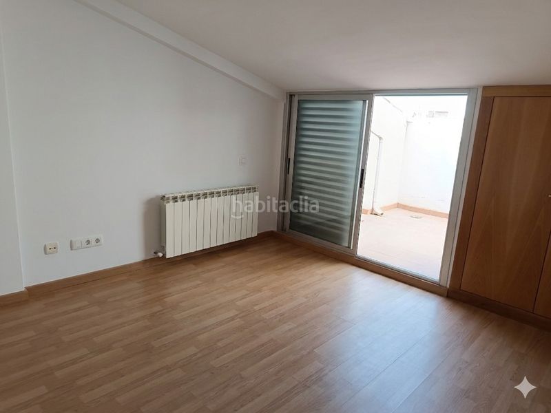 Foto dc2d0673-1182-49b3-9807-6790f0ebe066. Dúplex amb calefacció aparcament a Miguelturra