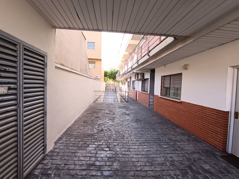 Foto df3a9e27-216c-4356-8cc6-400827ba10bd. Dúplex amb calefacció aparcament a Miguelturra