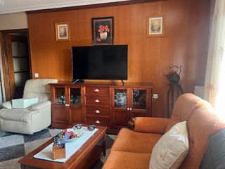 Miete Etagenwohnung in Paseo de san gregorio 77