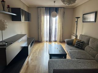 Miete Etagenwohnung in Calle córdoba 39