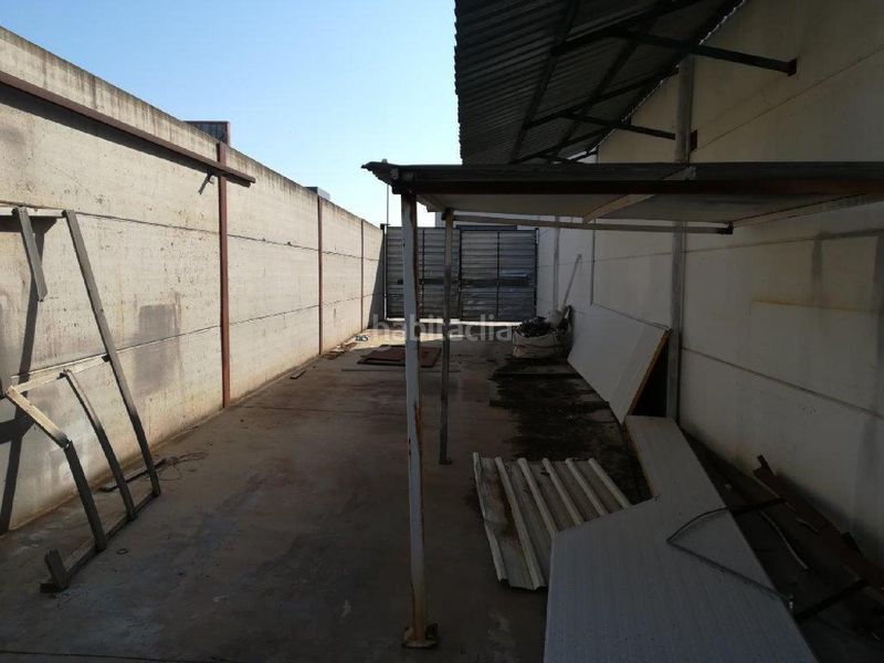 Foto 2ae56e68-aed2-4fcc-850c-409672282976. Nau industrial a Campo de Criptana