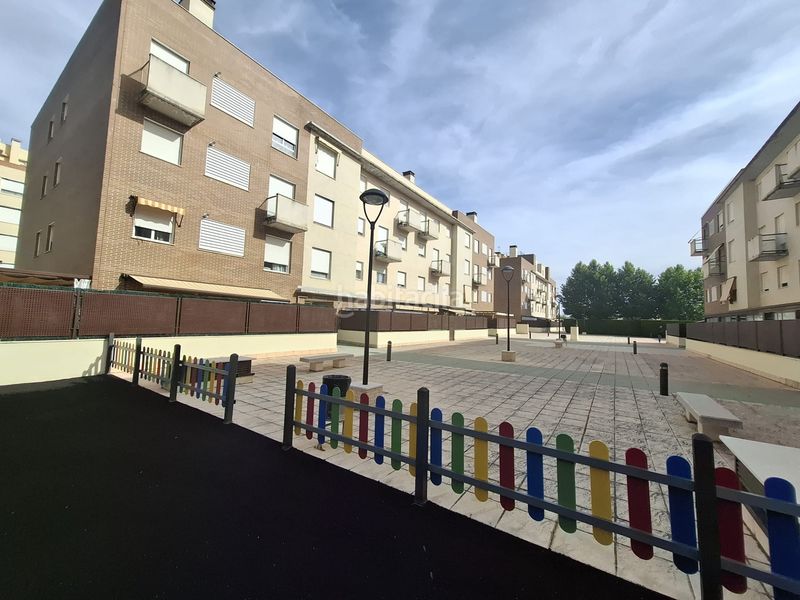 Foto 0231931a-22ba-449e-8819-1368f354a001. Àtic amb calefacció aparcament a Nuevo Hospital Ciudad Real