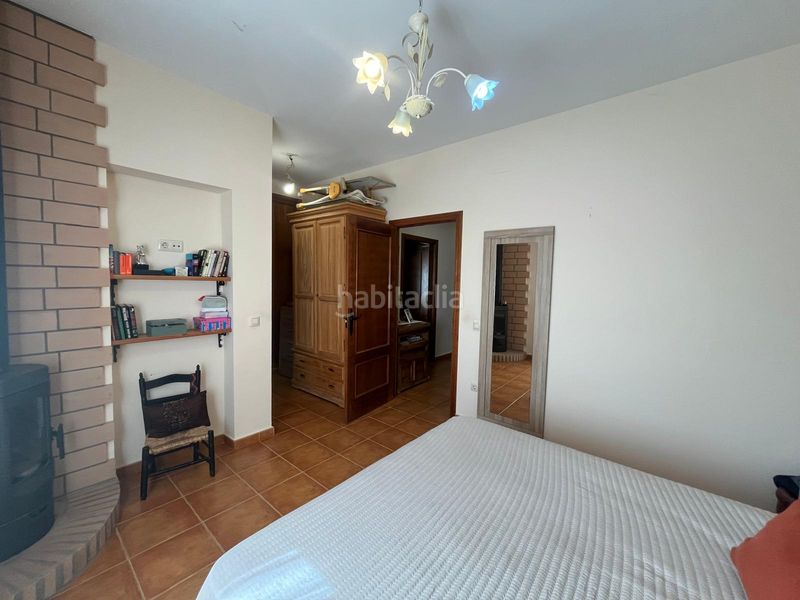 Foto 26a71a65-461f-49e3-b00a-ae232f3b91bd. Casa adossada amb calefacció a Labores (Las)