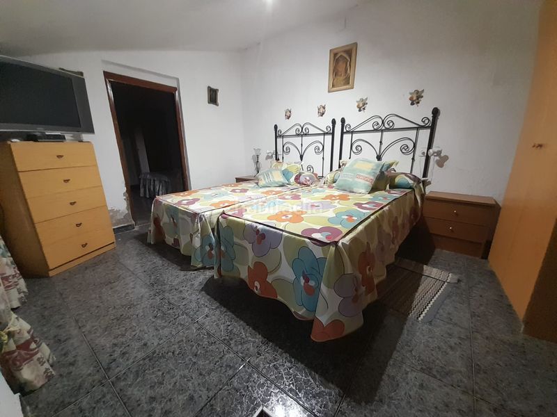 Foto 8675fa4e-c1b9-437f-bf17-84bc11081c60. Casa amb calefacció a Centro Puertollano