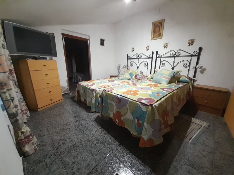 Foto dba7203c-6f00-4c37-8731-64bedccbe2e4. Casa amb calefacció a Centro Puertollano
