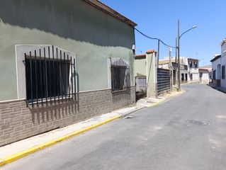 Haus  Calle cardenal segura 15. Se vende vivienda para reforma íntegra en calle cardena segura d