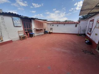 Casa aparellada  Calle carmen. Casa en venta calle carmen