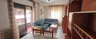 Etagenwohnung  Paseo de san gregorio. Vive en el corazón de puertollano: estilo y confort con vistas p