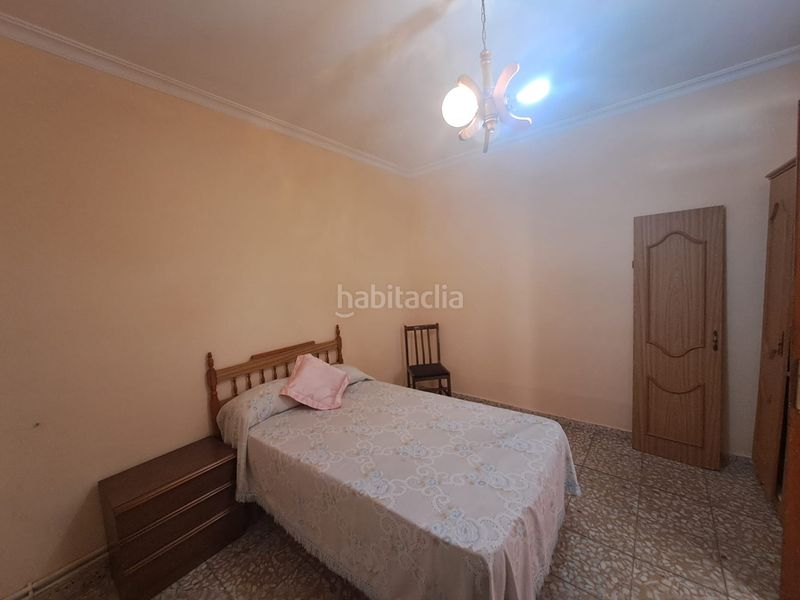 Foto ac3e7612-3ef9-4ced-8648-6ebfec8a7b5b. Casa amb calefacció a Carretera de Córdoba - Libertad Puertollano