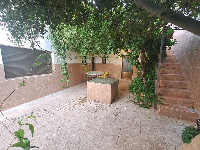 Foto e0d00604-dc27-4dd6-8d46-6ff30a2eea2d. Casa amb calefacció a Carretera de Córdoba - Libertad Puertollano