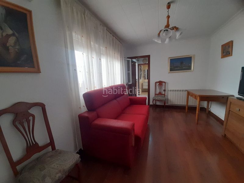Foto 0d8a3852-c77c-4de6-8fe0-bbea5ea509bc. Casa amb aparcament a El Poblado - Abulagar Puertollano