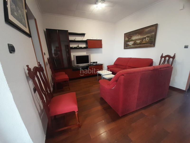 Foto b06586d1-211a-44d6-a125-feb5d25ef08f. Casa amb aparcament a El Poblado - Abulagar Puertollano