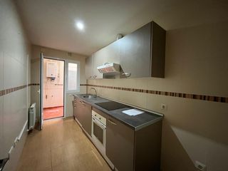 Rez-de-chaussée à Calle ávila 12. Piso bajo en calle avila en villarrubia de los ojos