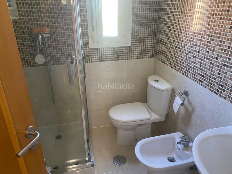 Foto 37067ce3-6701-4b84-a11d-f7a11e2fc8a2. Casa amb calefacció aparcament a Poblete