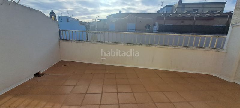 Foto 3ba2b0f5-ae41-4633-a812-073afefd1569. Àtic amb calefacció a Centro Puertollano