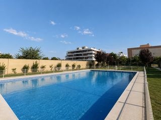 Pis  Calle alvar gómez. ¡espectacular ático en planta única con terraza de 40 m² y calid