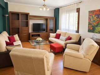 Appartamento  Calle de alarcos. Piso de 6 dormitorios 2 baños reformado calle alarcos con 2 terr
