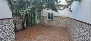 Casa  Calle luis dorado. Casa grande” buena inversión”