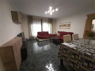 Etagenwohnung  Avenida primero de mayo. Piso completamente amueblado para entrar a vivir en avenida 1º d