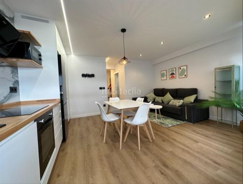 Foto 711ed149-b332-4d2b-9ae9-6294120c7869. Lloguer pis amb calefacció a Campus Norte - San Caetano Santiago de Compostela