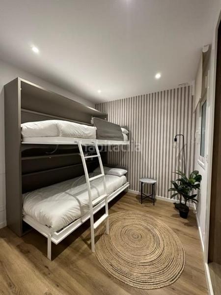 Foto 1271820d-c758-41e2-b194-8c9996d3fa53. Miete etagenwohnung mit heizung in Ensanche - Sar Santiago de Compostela