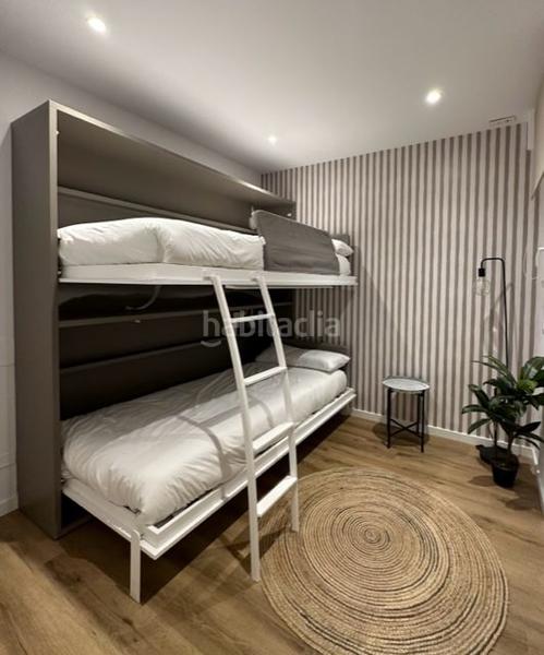 Foto 14ee8e44-2a91-46c8-90c6-f36aaabcae30. Miete etagenwohnung mit heizung in Ensanche - Sar Santiago de Compostela