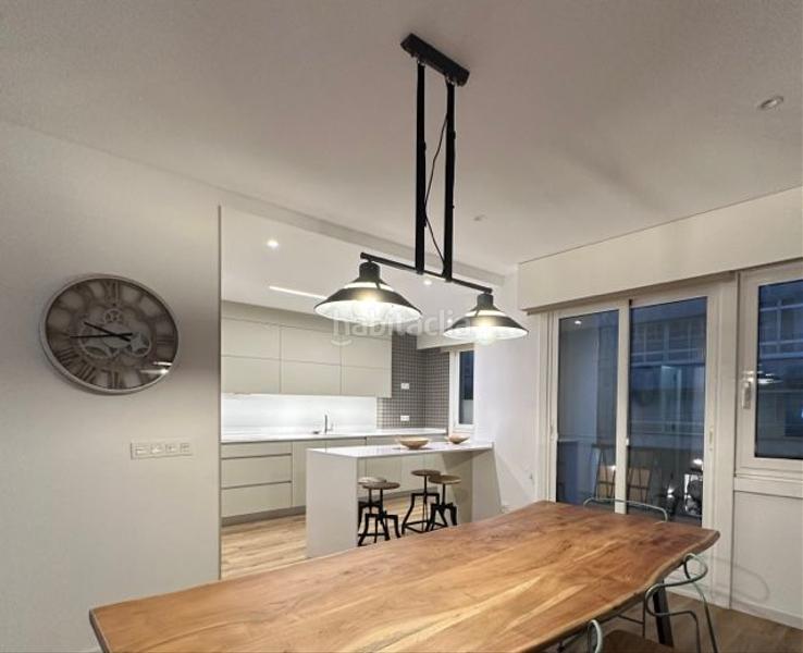 Foto ca28901f-1974-4c42-8f0a-27ac9aaf320a. Lloguer pis amb calefacció a Ensanche - Sar Santiago de Compostela