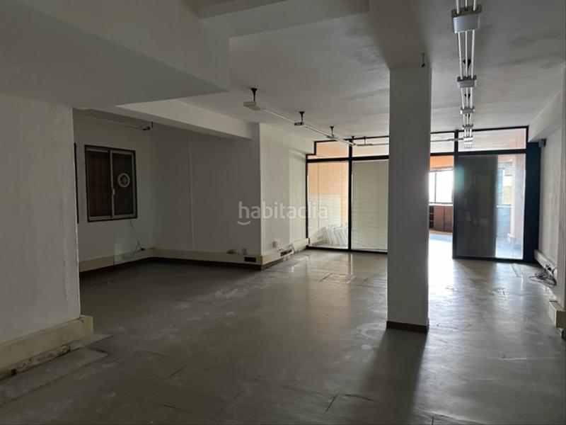 Foto f6548796-cf27-47e3-a57c-50a648e06572. Miete büro in Ensanche - Sar Santiago de Compostela