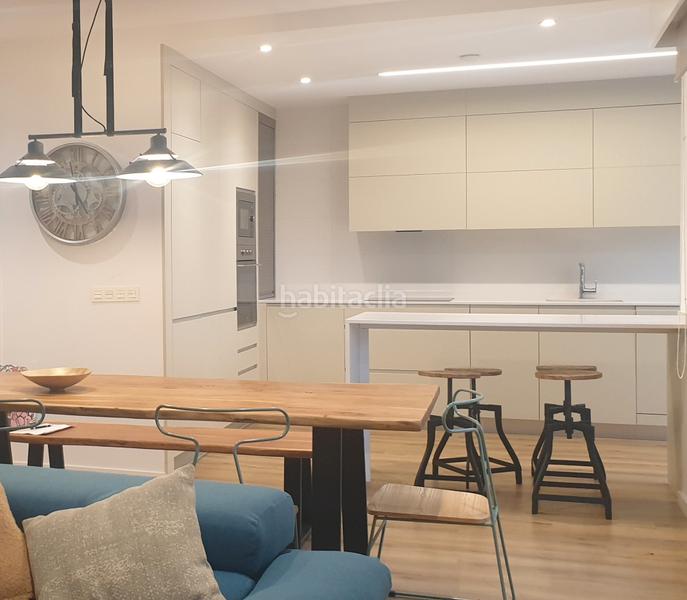 Foto 5cbe3992-cd91-4e6b-b4ad-c6fffe10f262. Pis amb calefacció a Ensanche - Sar Santiago de Compostela