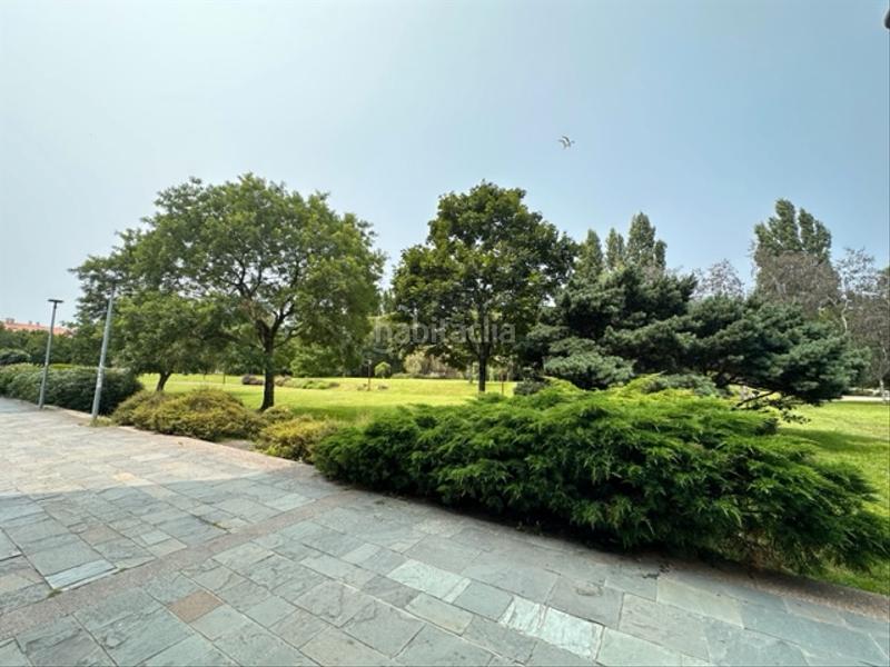 Foto 6e1eba2e-9386-41c0-a676-7c8cf2847072. Miete büro in Campus Sur - Santa Marta Santiago de Compostela