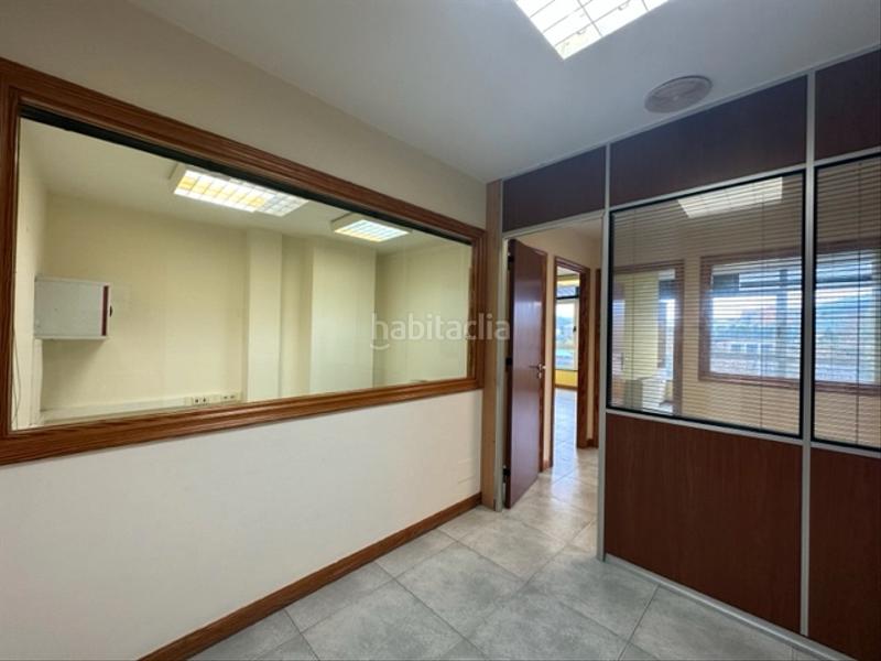 Foto 741bdc82-b752-4871-8f95-1c5916f5a362. Miete büro in Campus Sur - Santa Marta Santiago de Compostela