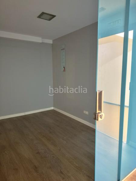 Foto 707d7828-887e-4438-8ad2-c98674cbccf9. Miete büro in Ensanche - Sar Santiago de Compostela