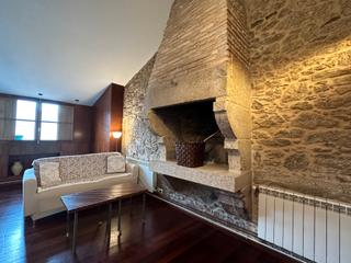 Lloguer Apartament  Rúa das hortas. Apartamento atico en casco historico