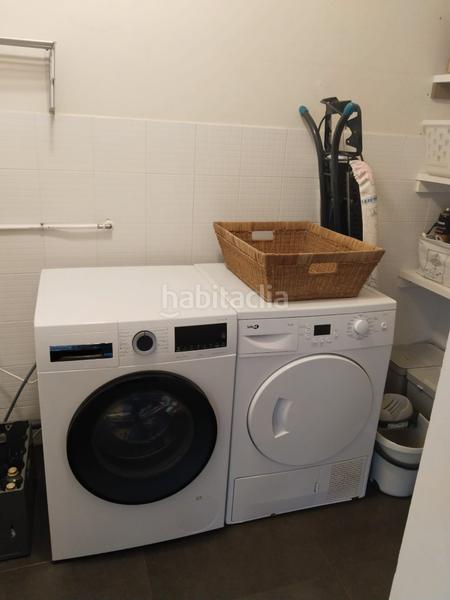 Foto c0931319-9083-48aa-807f-4e0aeafd2840. Lloguer xalet amb xemeneia calefacció aparcament piscina a Santiago de Compostela