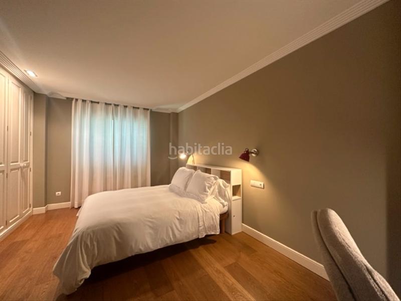 Foto b289fa20-85f7-46ea-8e57-ad95156444f7. Location chalet avec cheminée chauffage parking piscine dans Santiago de Compostela