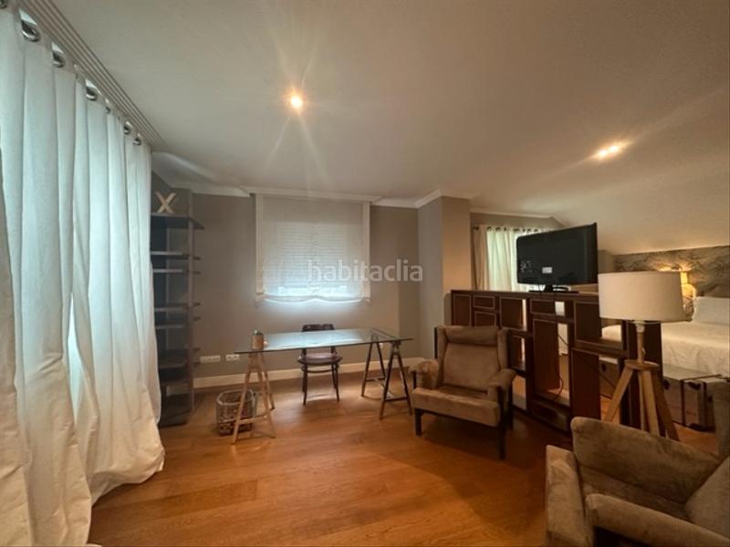 Foto da512a80-696c-4dd3-8163-1f74f968529e. Miete chalet mit kamin heizung parking pool in Parroquias de Santiago Santiago de Compostela