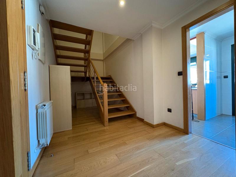 Foto 2422080e-c7fa-4bf0-a648-059bc495553f. Dúplex duplex 200 m2 en Castiñeiriño - Cruceiro de Sar Santiago de Compostela